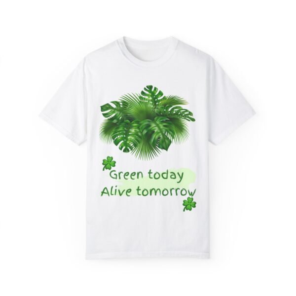 Unisex Garment-Dyed T-shirt Alive Green